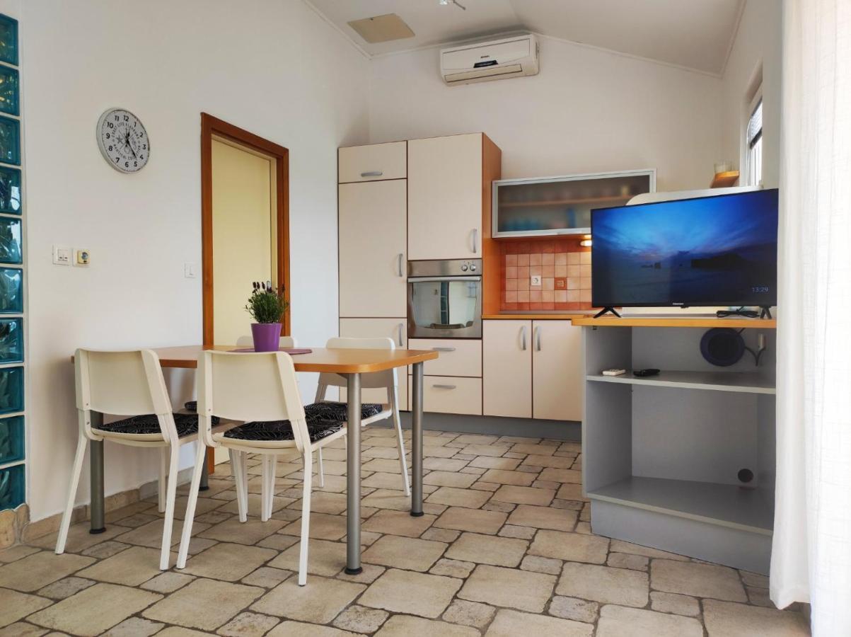 Lavanda Apartment كرك المظهر الخارجي الصورة
